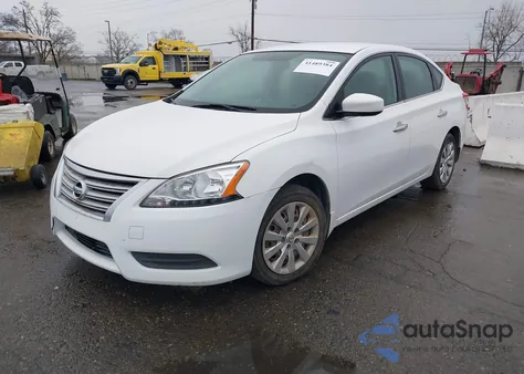 2015 Nissan Sentra Fe+ S/S/Sl/Sr/Sv z USA, uszkodzony, nr VIN 3N1AB7AP8FY287754